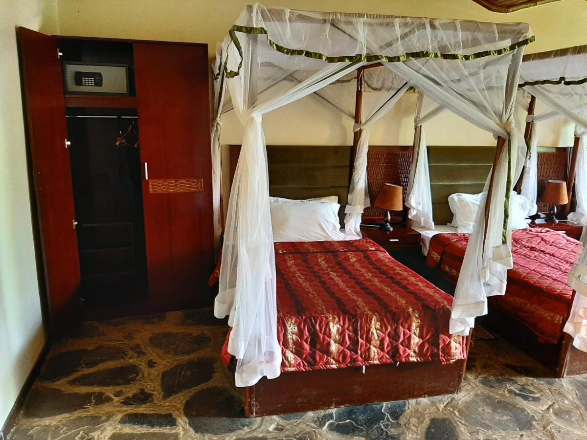 Aa Lodge Амбоселі Екстер'єр фото